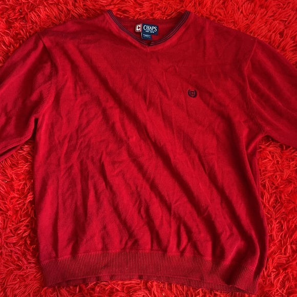 CHAPS Red Sweater with Navy Stitching - Picture 4 of 4